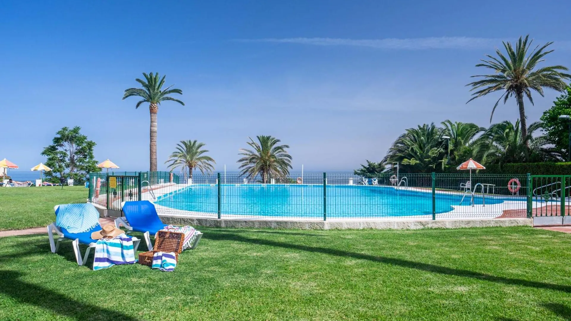 ¡Sol Y Mar! Wifi Y Aparcamiento Daire Torremolinos