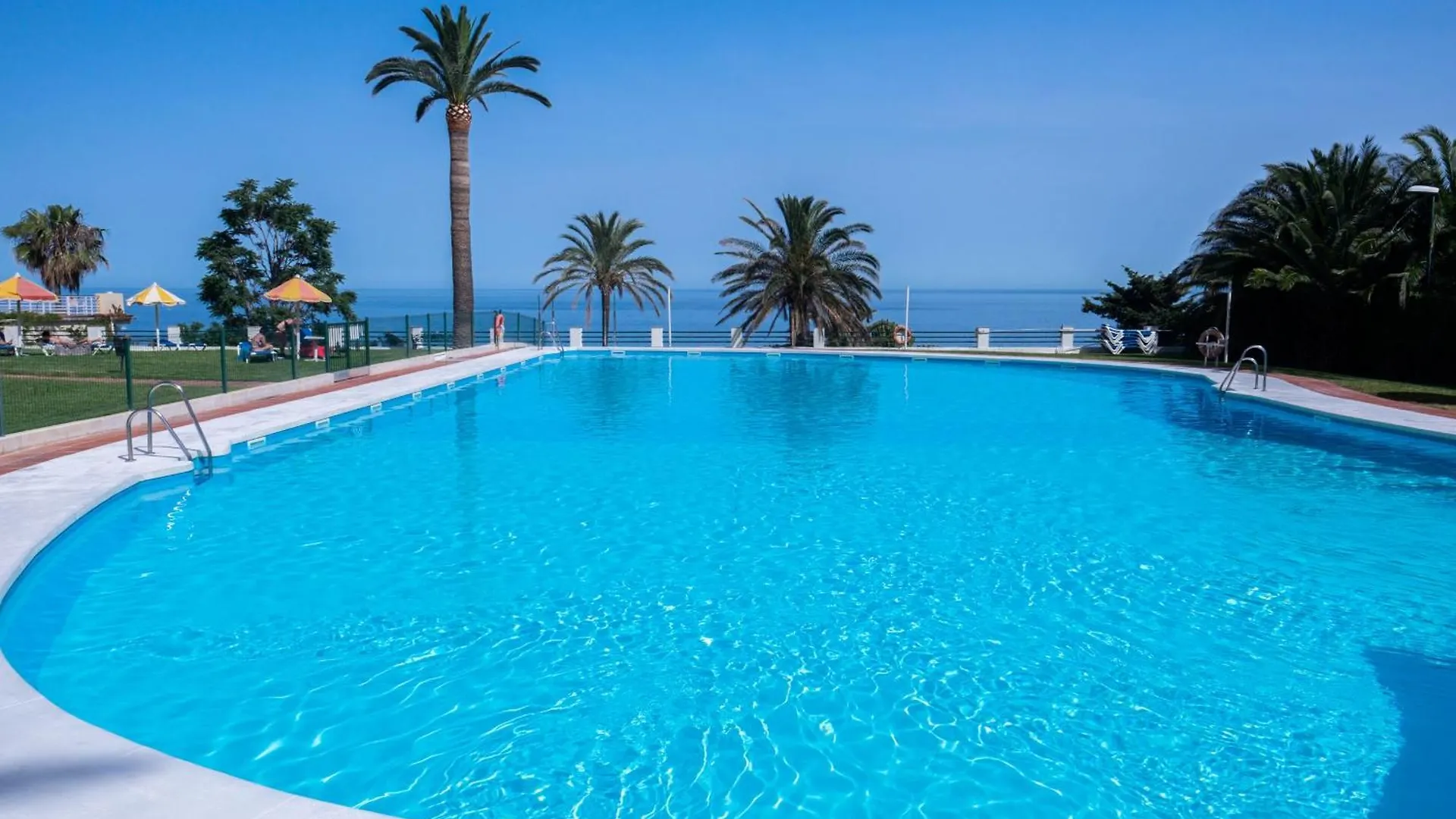 ¡Sol Y Mar! Wifi Y Aparcamiento Daire Torremolinos